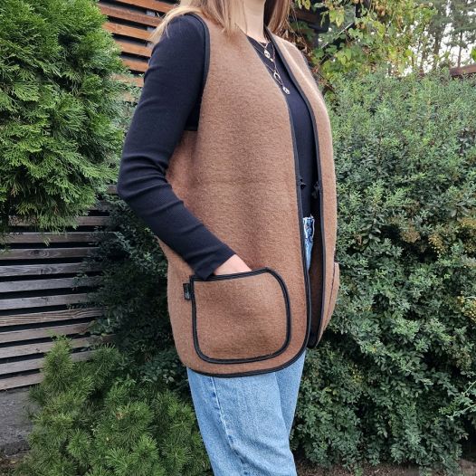 Жилет из верблюжьей шерсти