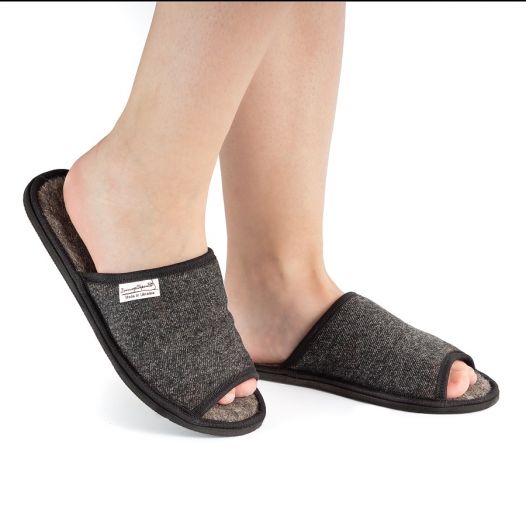 Капці з собачої шерсті